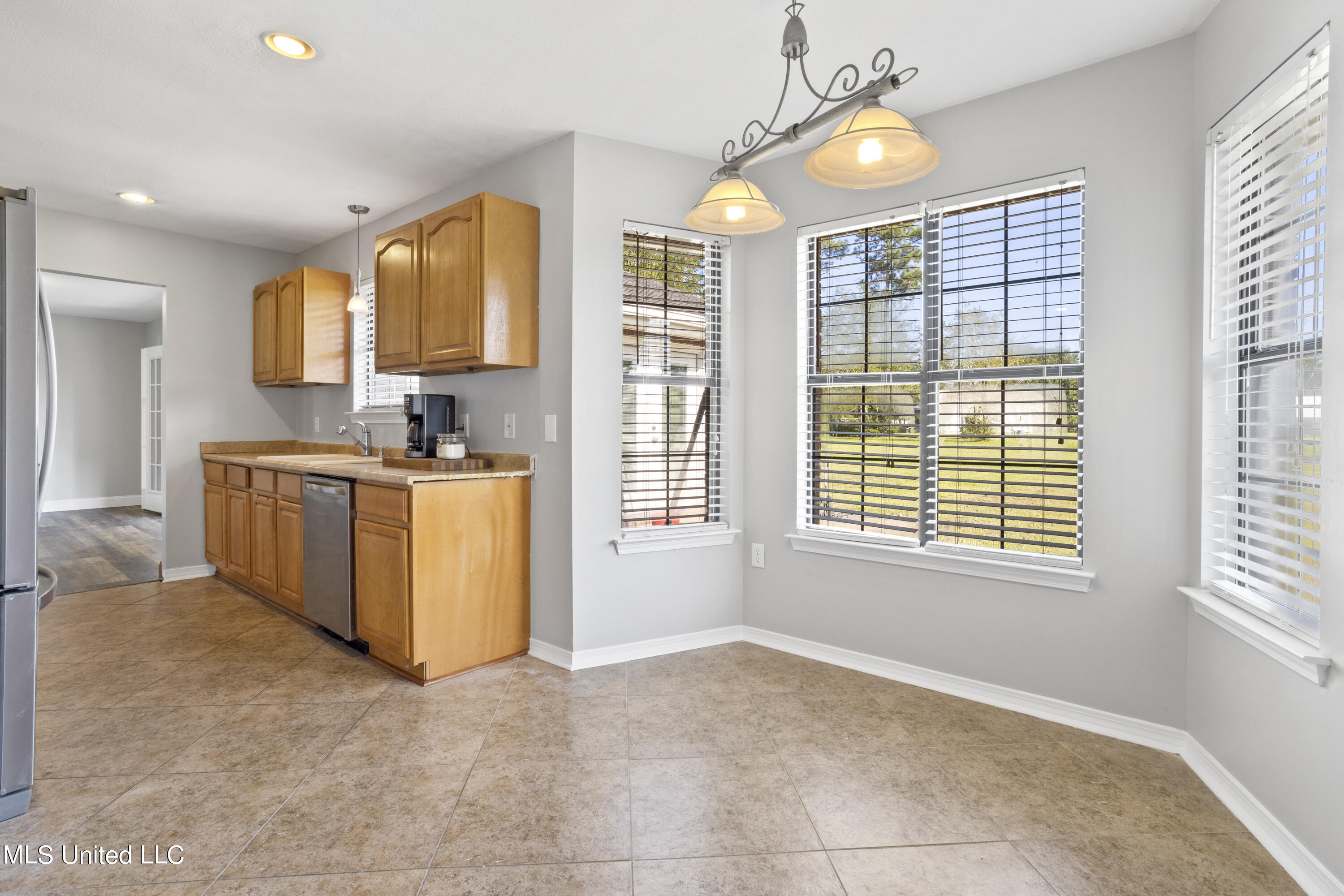 8262 Curry Road Biloxi, MS 39532 - Photo 10 of 32 010 (13)