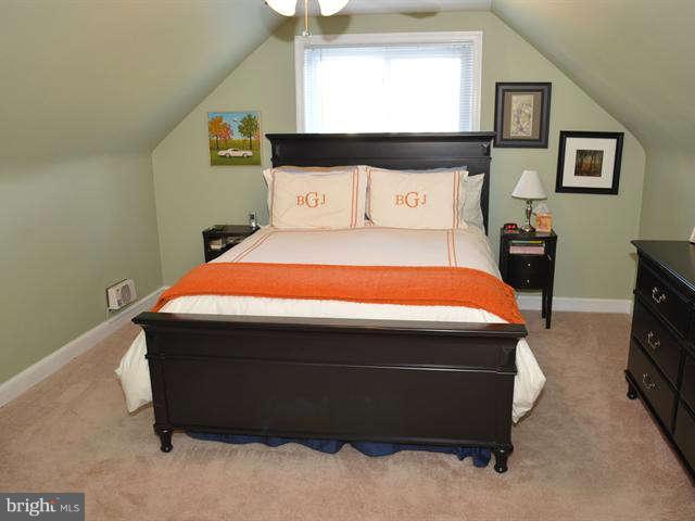 11305 Galt Avenue Silver Spring, MD 20902 - Photo 15 of 26 Bedroom