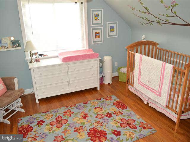 11305 Galt Avenue Silver Spring, MD 20902 - Photo 17 of 26 Bedroom
