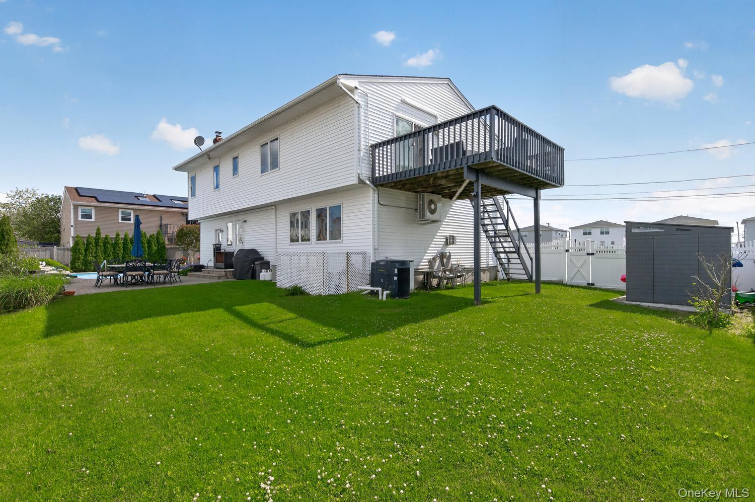 2862 Island Channel Road Seaford, NY 11783 - Photo 31 of 35
