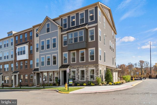 $543,495 | 817 B Ambrose Lane, Manassas Park, VA 20111