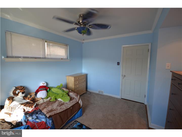 27 Russell Road Willow Grove, PA 19090 - Photo 16 of 25 Bedroom 2