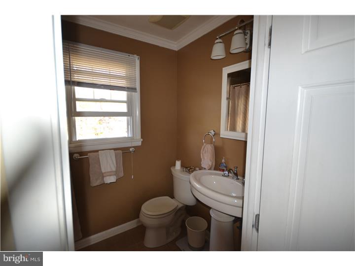 27 Russell Road Willow Grove, PA 19090 - Photo 19 of 25 Bathroom