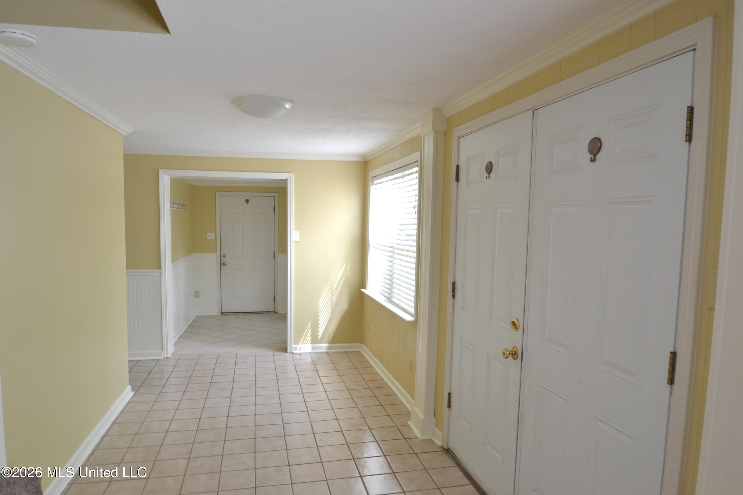 590 Leewood Road Holly Springs, MS 38635 - Photo 11 of 26 View of Office/Mud Room