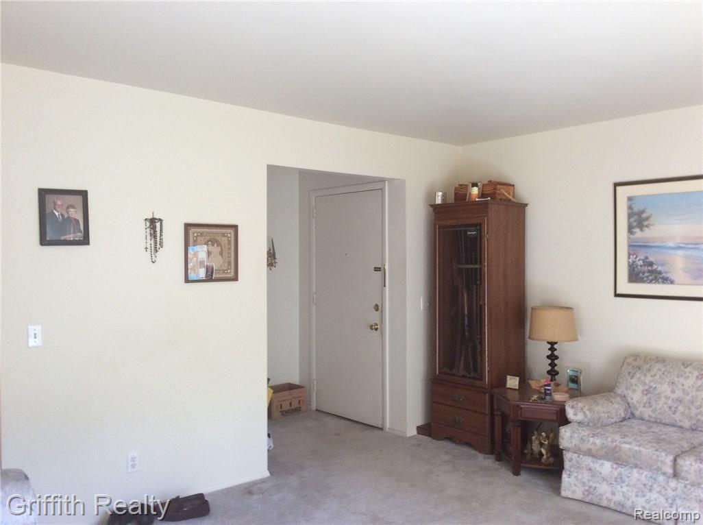 515 West Highland Road, Unit 3 Howell, MI 48843 - Photo 7 of 27 IMG_4934.JPG