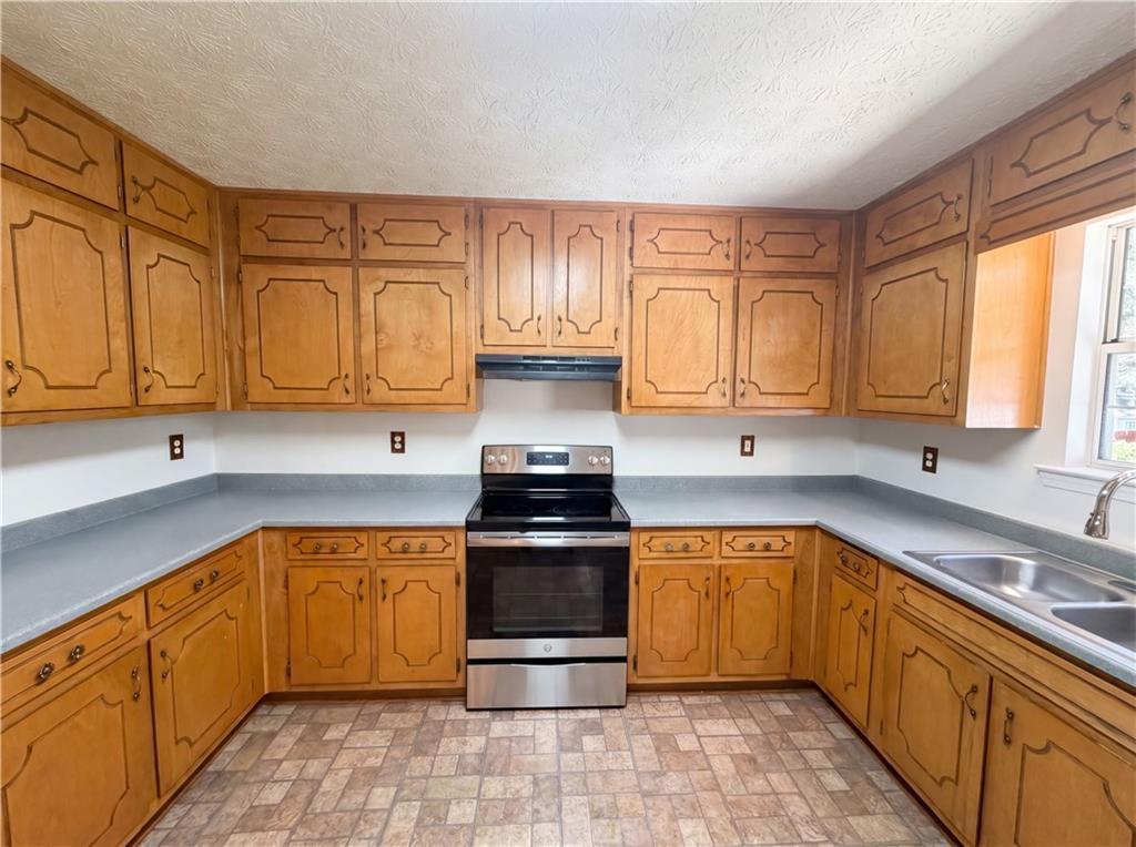 90 Rolling Ridge Drive Covington, GA 30016 - Photo 5 of 22