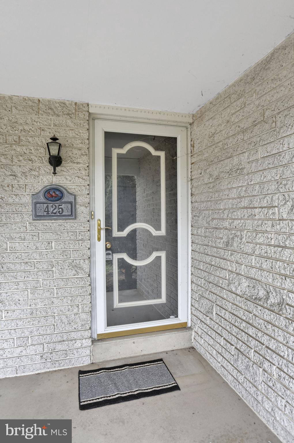 425 Pine Road Mount Holly Springs, PA 17065 - Photo 4 of 42 Gallery Image 4