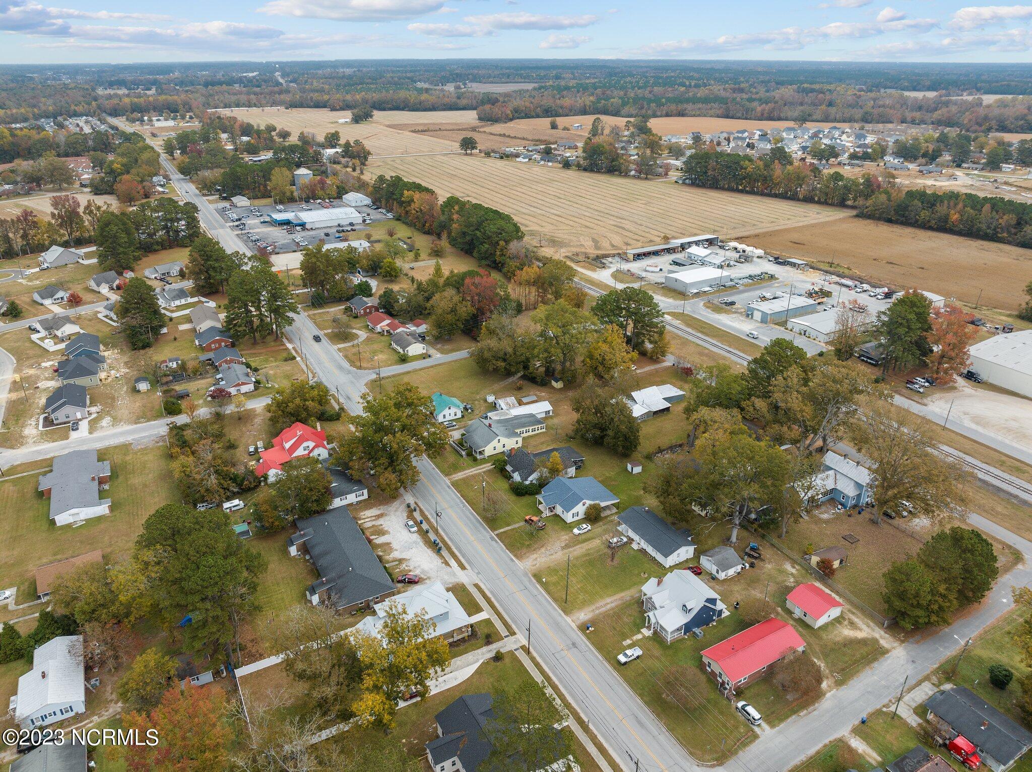 4137 Lee Street Ayden, NC 28513 - Photo 14 of 55 9-web-or-mls-DJI_0846