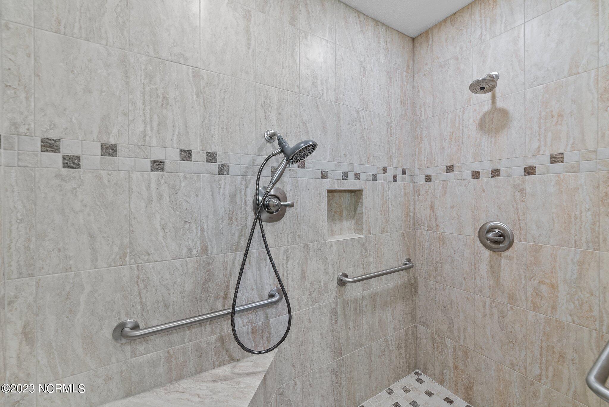 4137 Lee Street Ayden, NC 28513 - Photo 30 of 55 25-web-or-mls-DSC_5174