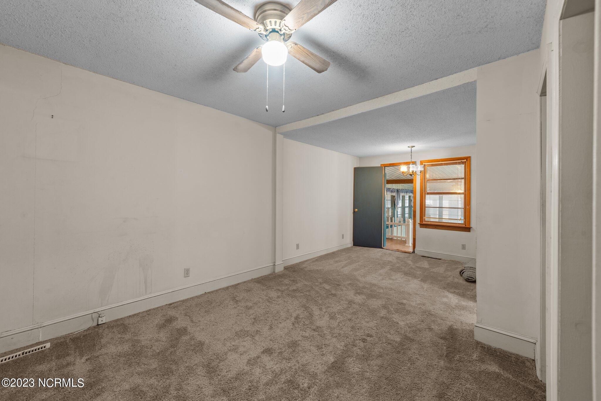 4137 Lee Street Ayden, NC 28513 - Photo 33 of 55 28-web-or-mls-DSC_5183