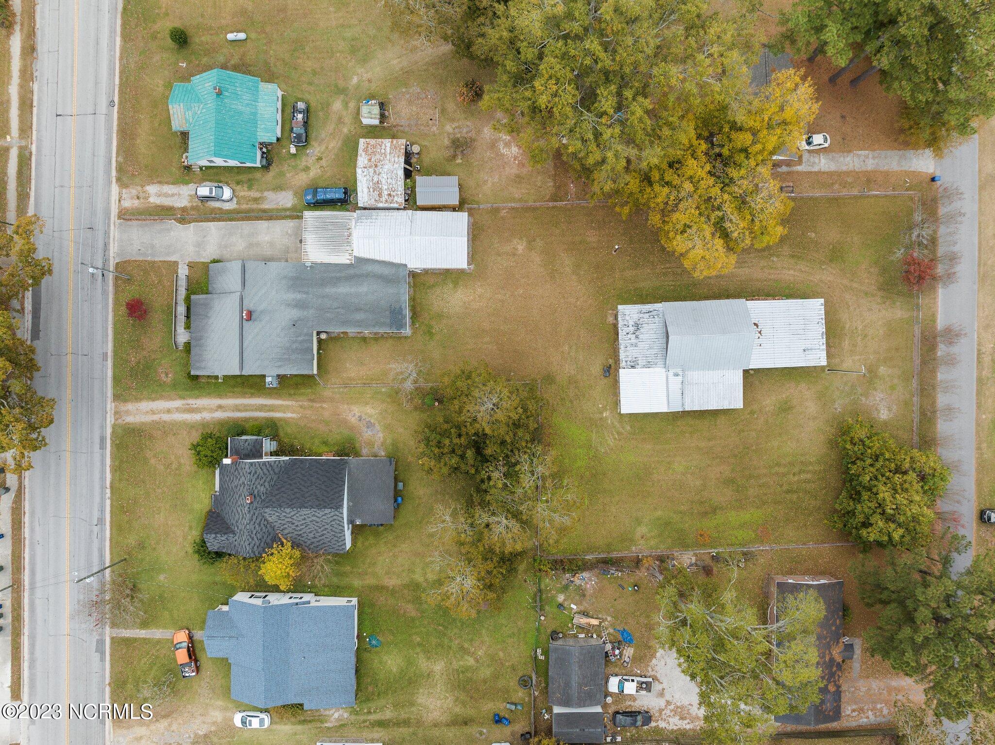 4137 Lee Street Ayden, NC 28513 - Photo 9 of 55 4-web-or-mls-DJI_0841