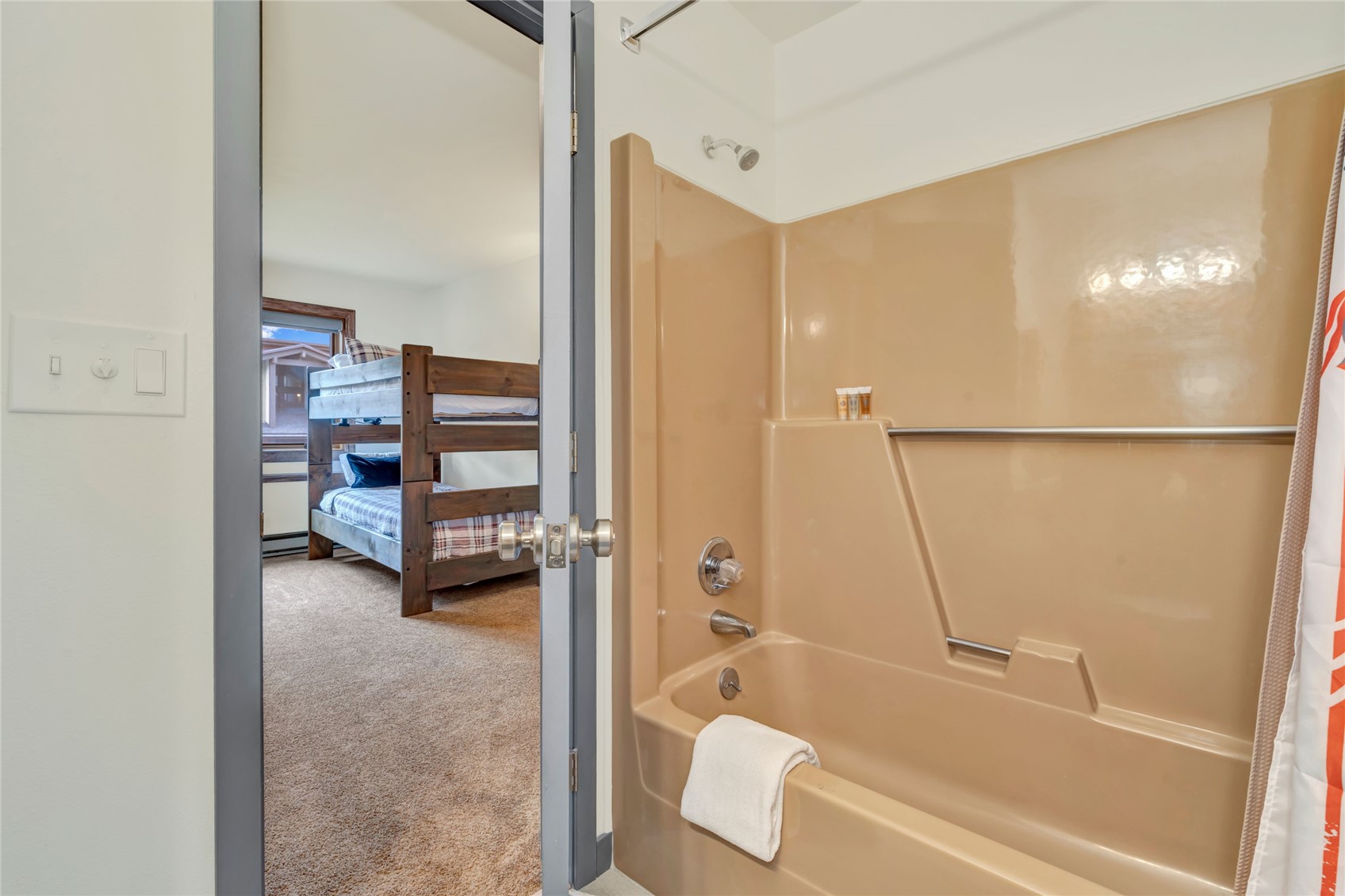 1700 Ranch Road, Unit 215 Steamboat Springs, CO 80487 - Photo 34 of 47 full bath 2