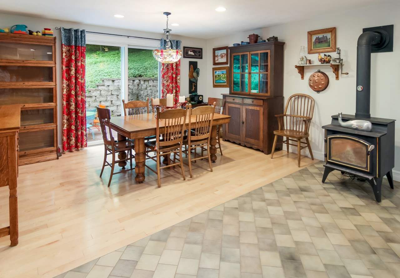 10695 Craig Road Traverse City, MI 49686 - Photo 17 of 47 1877460-16.JPG