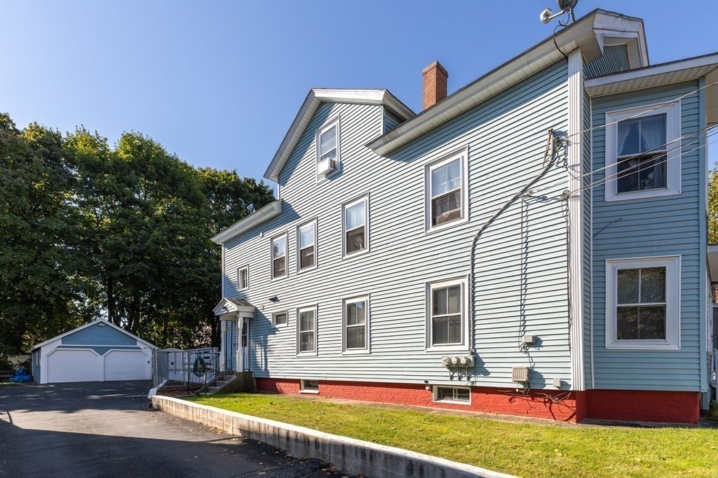 9 Falmouth Street Worcester, MA 01607 - Photo 2 of 27 Gallery Image 2