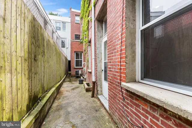 $2,250 | 1614 North 2nd Street, Unit 1, Philadelphia, PA 19122