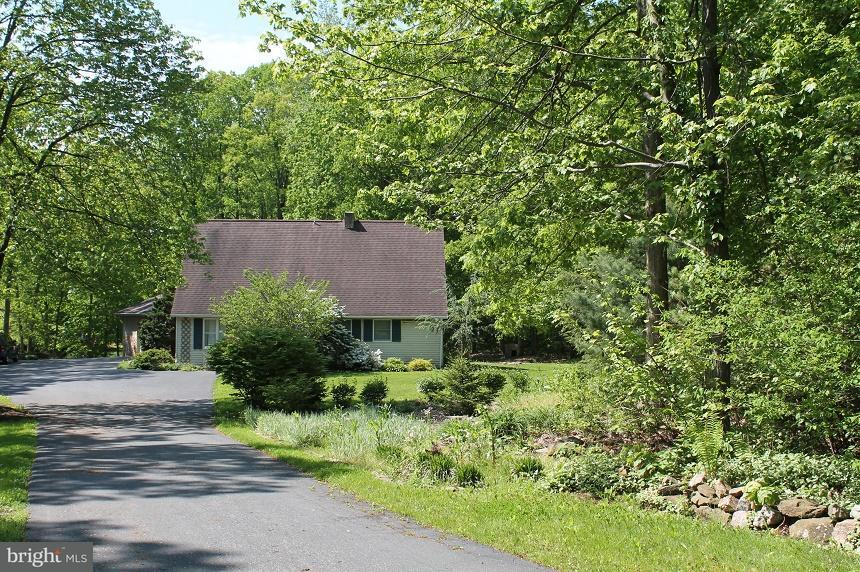 5746 Northeimer Road Narvon, PA 17555 - Photo 4 of 91