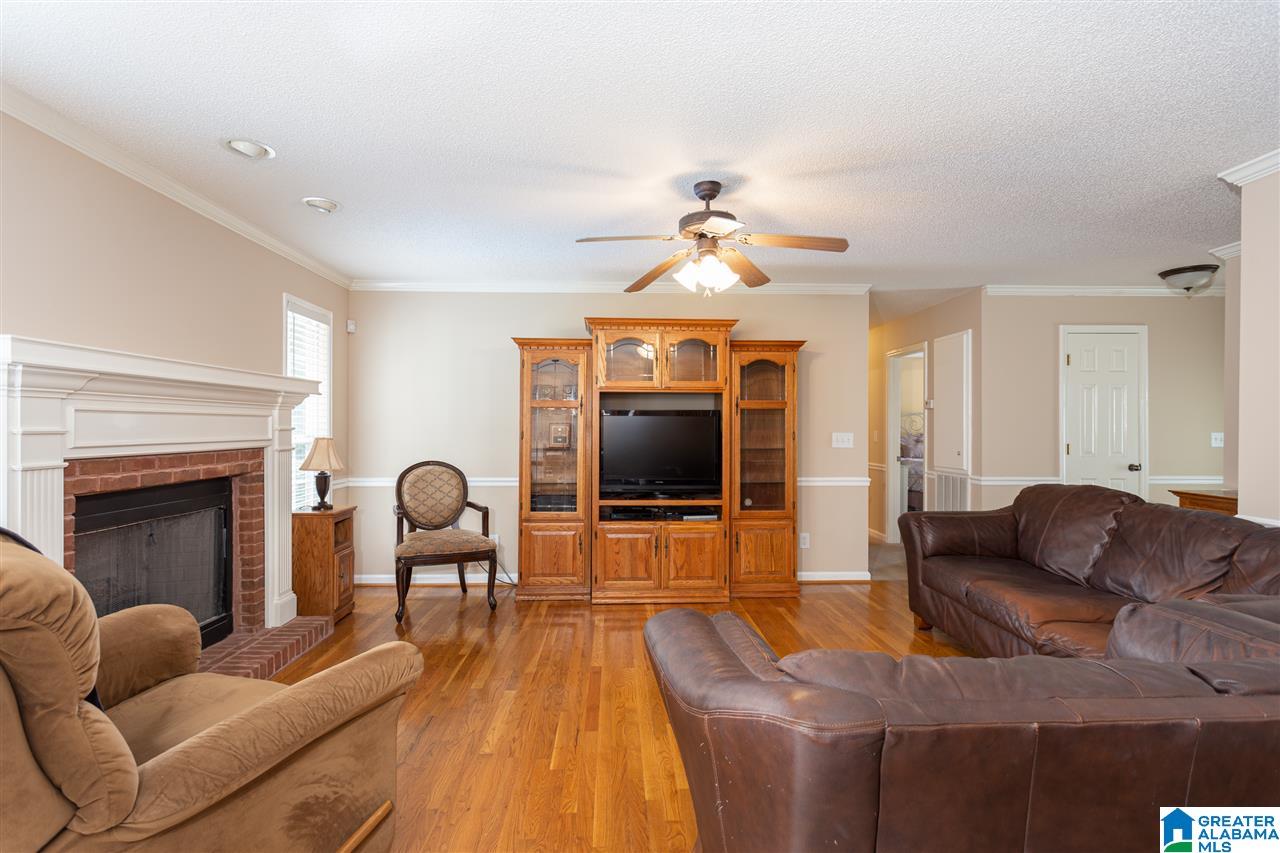 150 Deer Path Anniston, AL 36207 - Photo 4 of 47