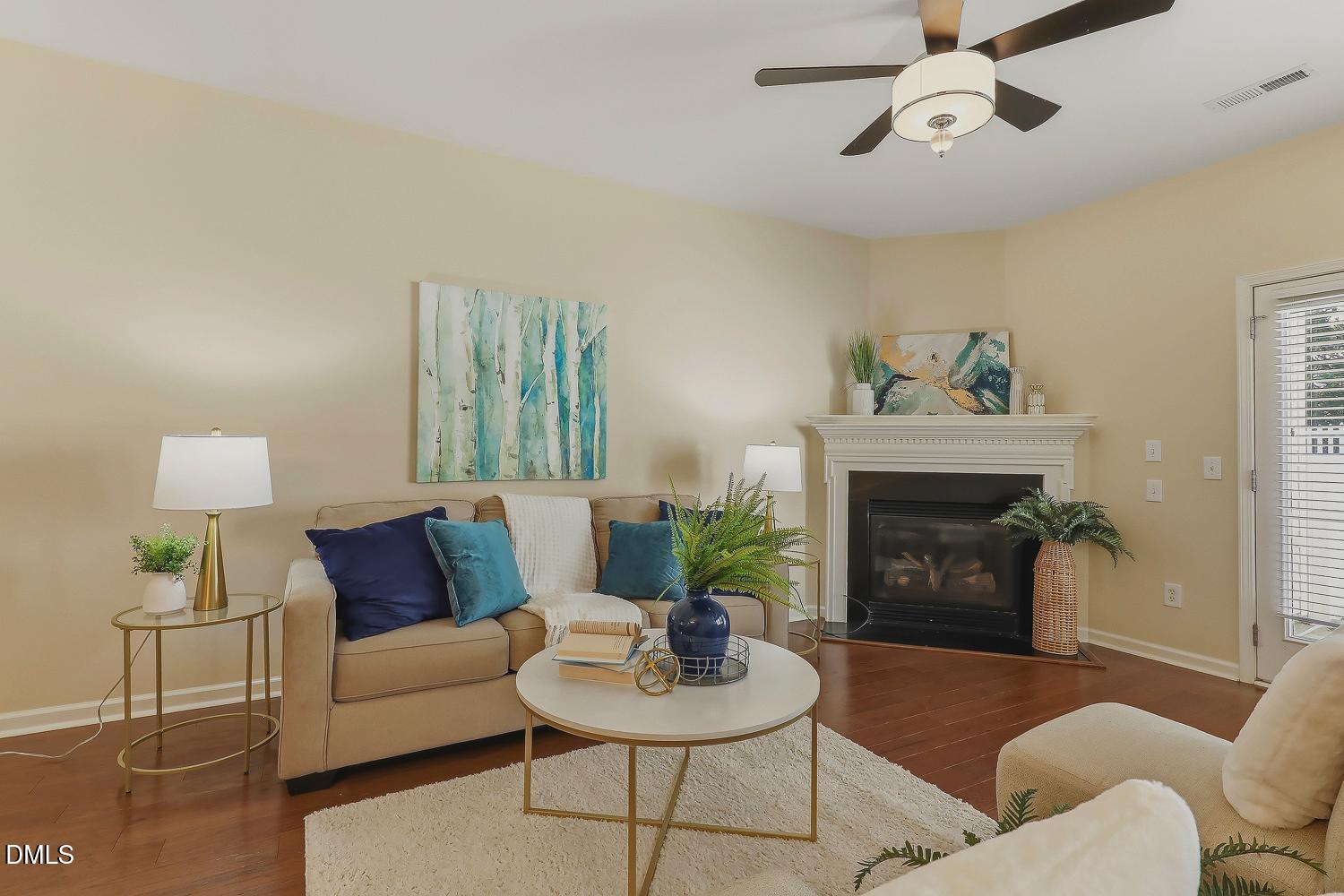 2625 Asher View Court Raleigh, NC 27606 - Photo 20 of 45 023-035-Family Room-1500x1000