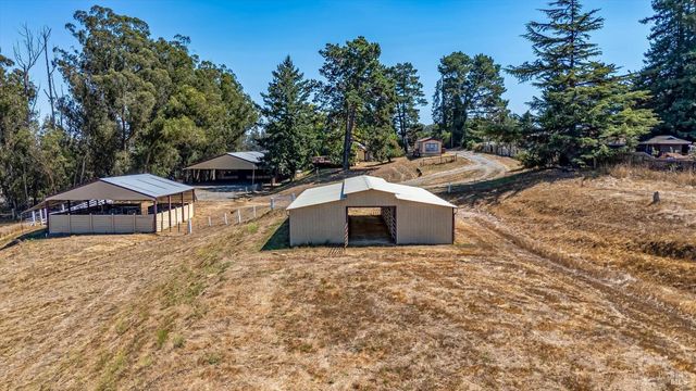$2,995,000 | 411 Highland Avenue, Penngrove, CA 94951