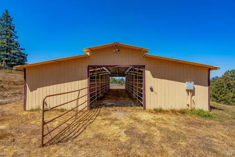 $2,995,000 | 411 Highland Avenue, Penngrove, CA 94951