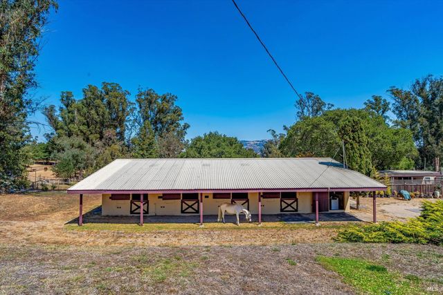 $2,995,000 | 411 Highland Avenue, Penngrove, CA 94951