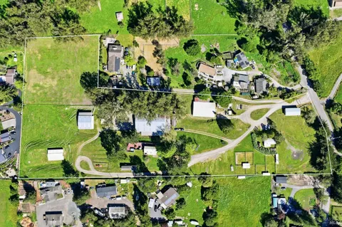 $2,995,000 | 411 Highland Avenue, Penngrove, CA 94951