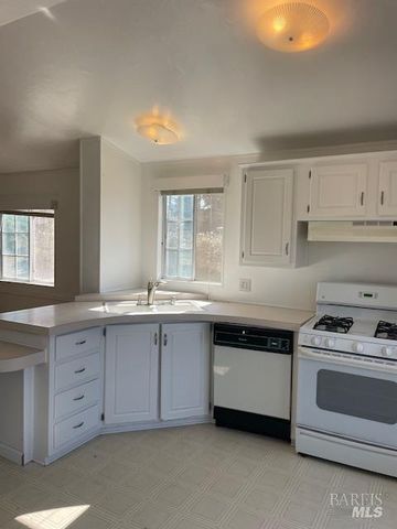 $2,995,000 | 411 Highland Avenue, Penngrove, CA 94951