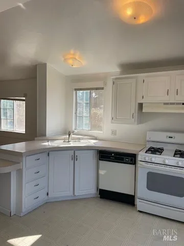 $2,995,000 | 411 Highland Avenue, Penngrove, CA 94951