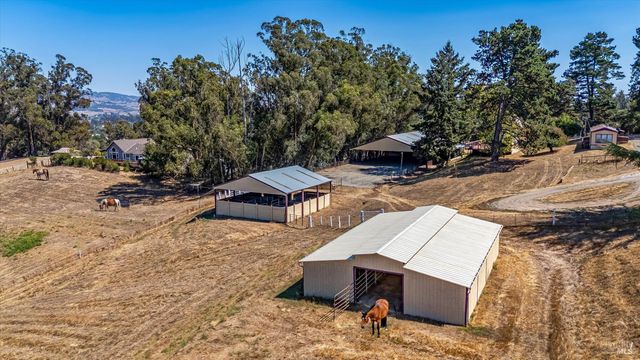 $2,995,000 | 411 Highland Avenue, Penngrove, CA 94951
