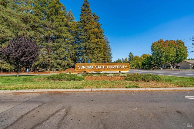 $2,995,000 | 411 Highland Avenue, Penngrove, CA 94951