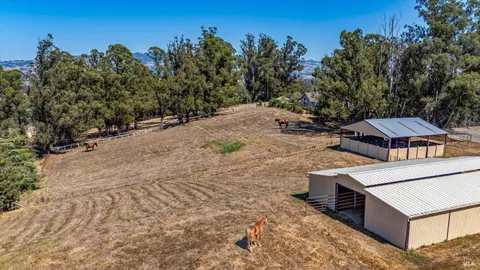$2,995,000 | 411 Highland Avenue, Penngrove, CA 94951