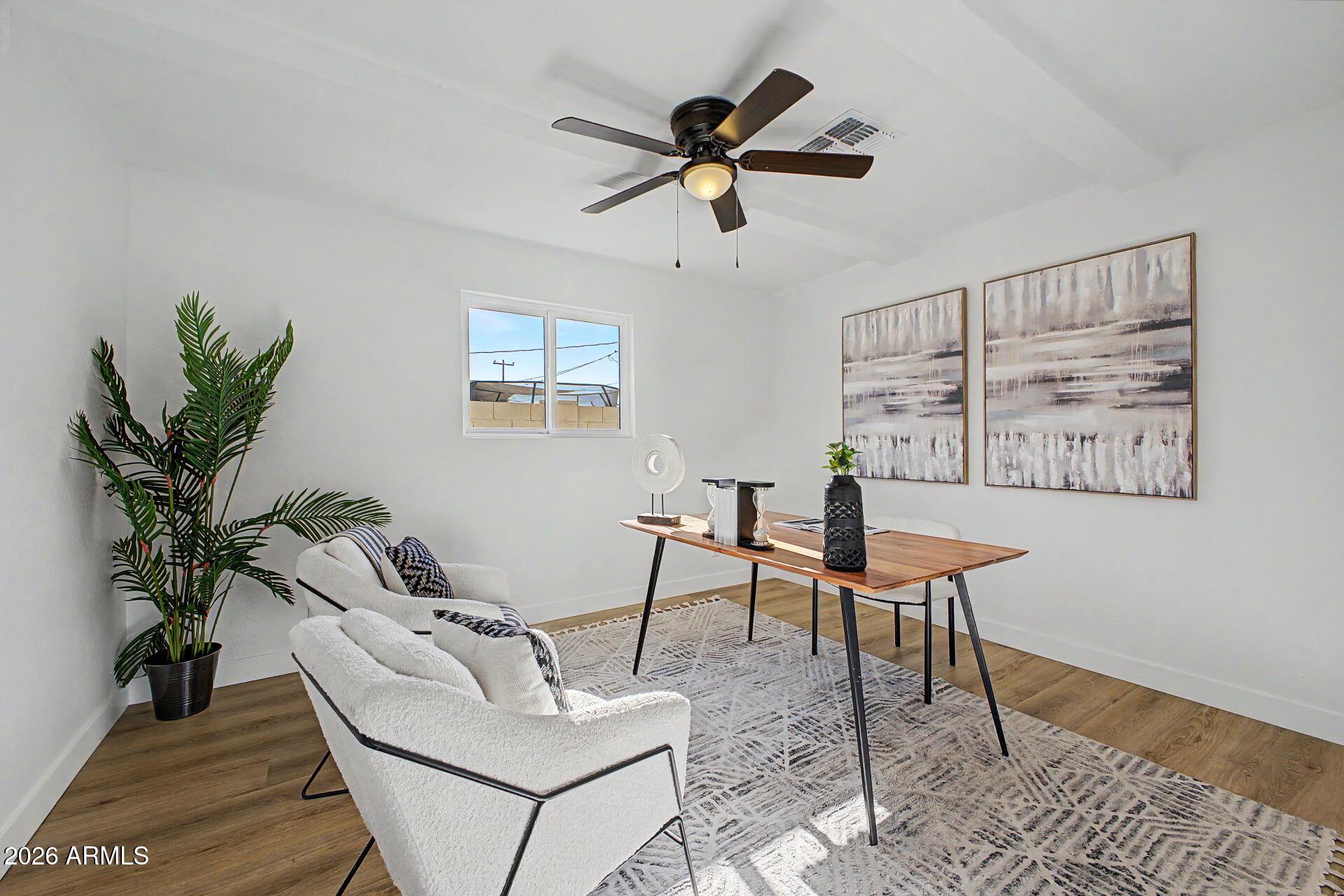 1018 East Ruth Avenue Phoenix, AZ 85020 - Photo 8 of 54