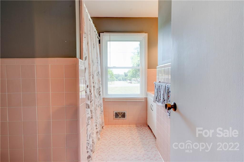 627 Charles Road Shelby, NC 28152 - Photo 15 of 22 Gallery Image 15