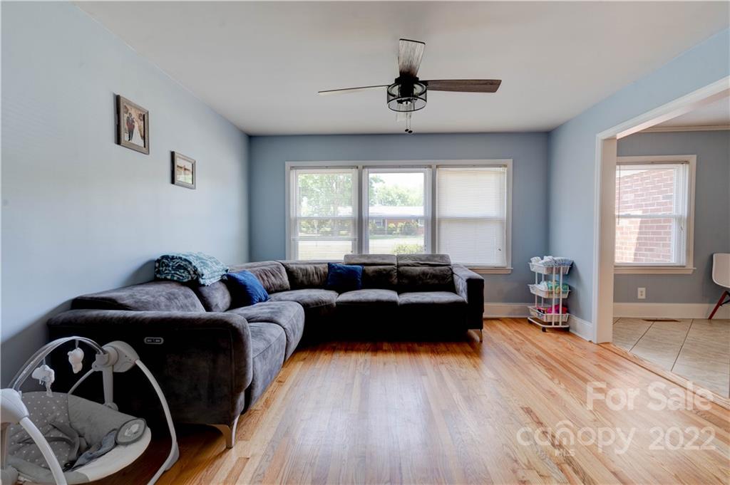 627 Charles Road Shelby, NC 28152 - Photo 7 of 22 Gallery Image 7