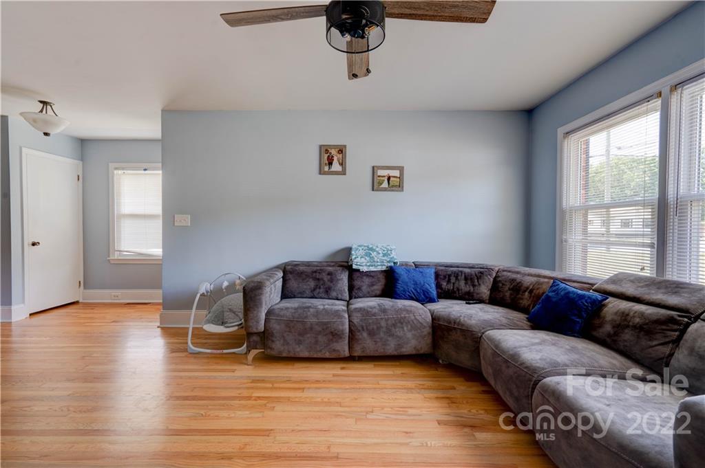 627 Charles Road Shelby, NC 28152 - Photo 9 of 22 Gallery Image 9