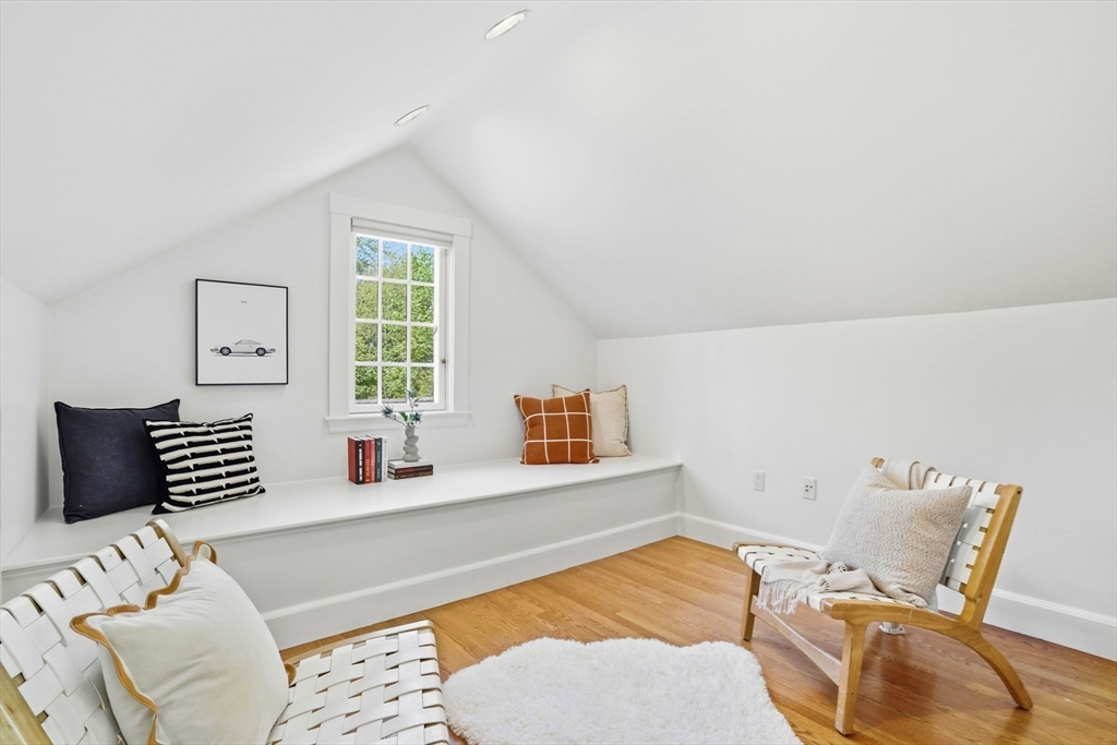 27 Slocum Road Lexington, MA 02421 - Photo 32 of 39