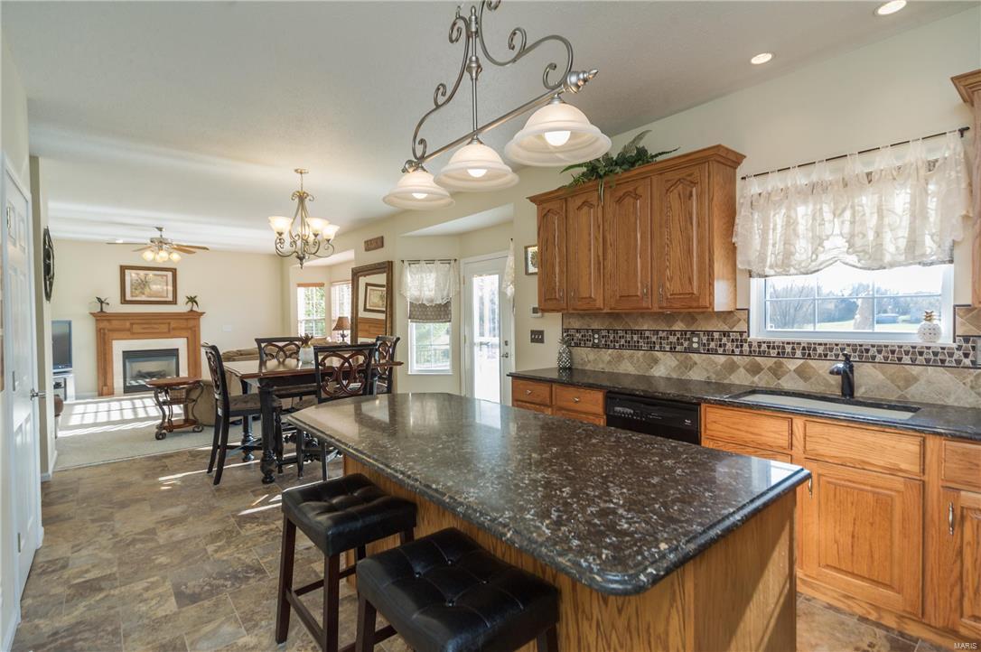 393 Kings Ridge Boulevard O'Fallon, IL 62269 - Photo 11 of 56 Gallery Image 11