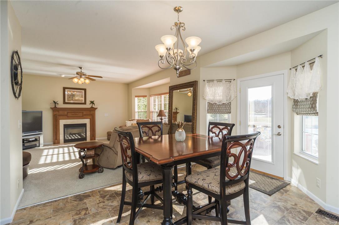 393 Kings Ridge Boulevard O'Fallon, IL 62269 - Photo 8 of 56 Gallery Image 8