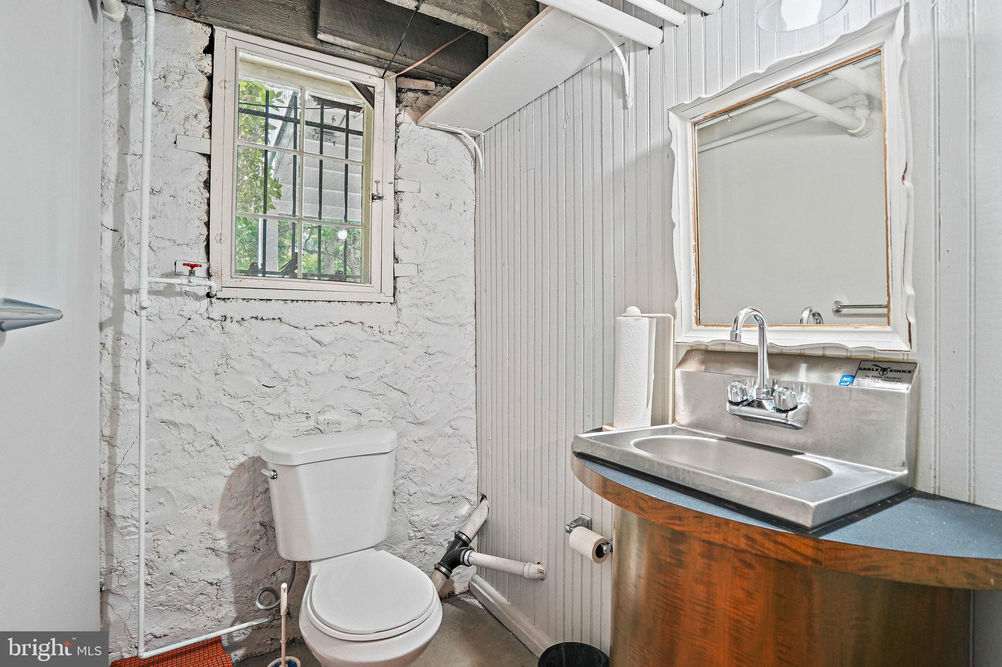 3612 Albemarle Street Northwest Washington, DC 20008 - Photo 30 of 42