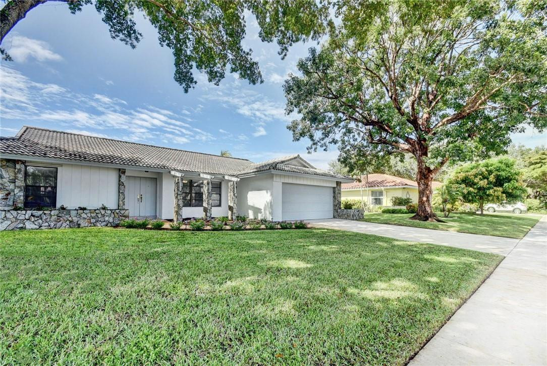 2366 Northwest 29th Road Boca Raton, FL 33431 - Photo 3 of 34 Photo 3