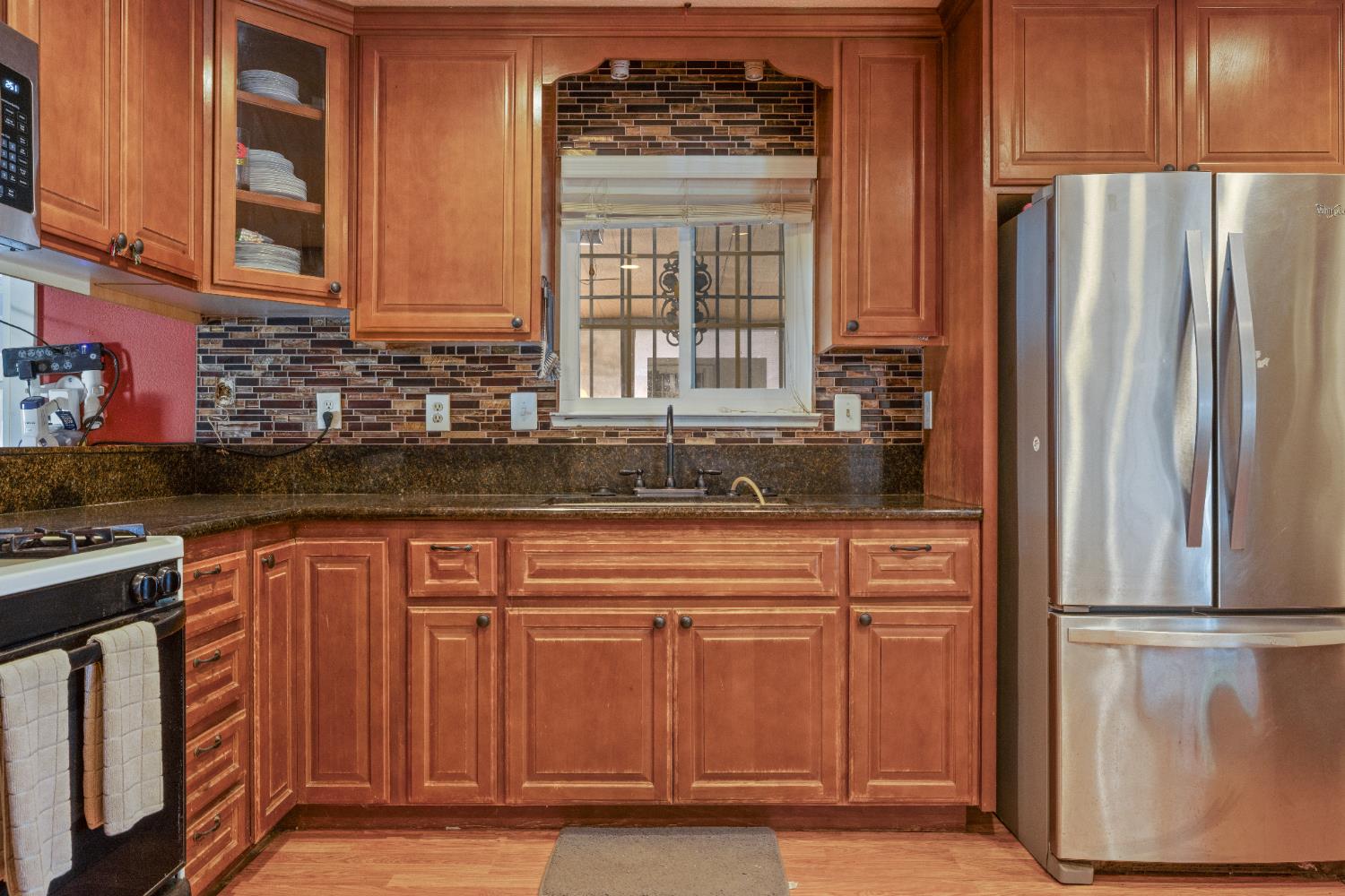 808 Cadillac Drive Modesto, CA 95351 - Photo 7 of 41