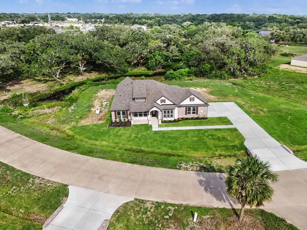 $487,990 | 22 Cattle Drive, Bay City, TX 77414