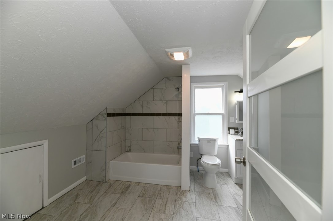 932 Cambridge Road Cleveland Heights, OH 44121 - Photo 21 of 35