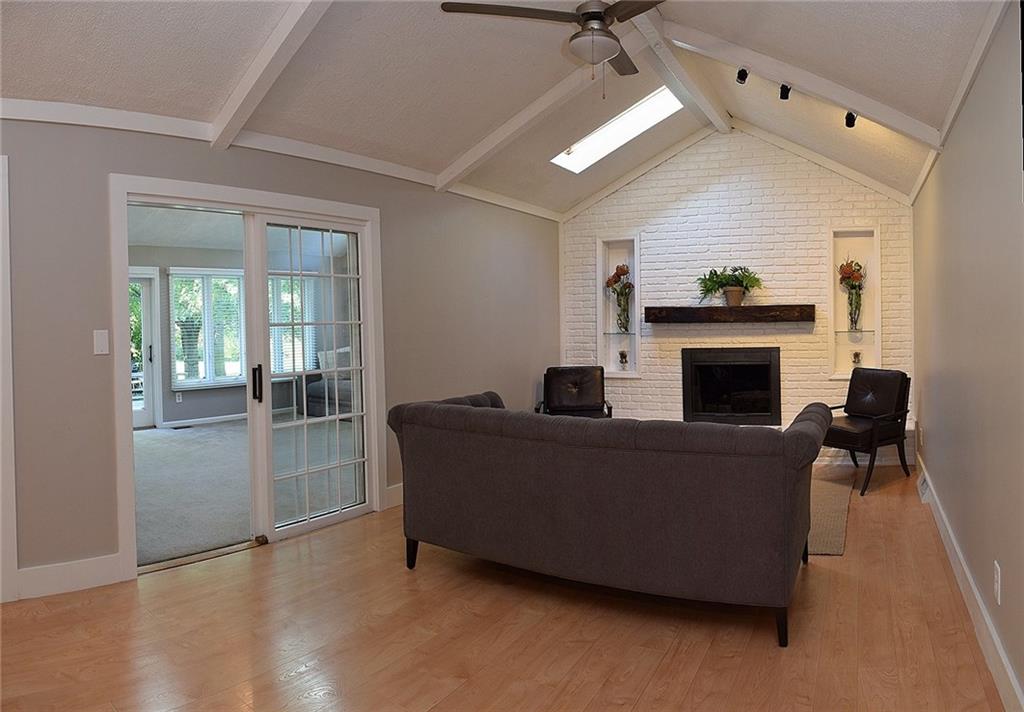 13207 Nottingham Road Fishers, IN 46038 - Photo 8 of 21 Gallery Image 8