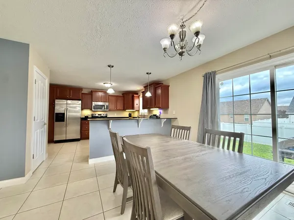 $329,900 | 10644 Tecumseh Drive, Newburgh, IN 47630