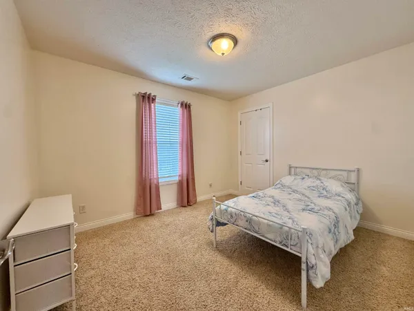 $329,900 | 10644 Tecumseh Drive, Newburgh, IN 47630