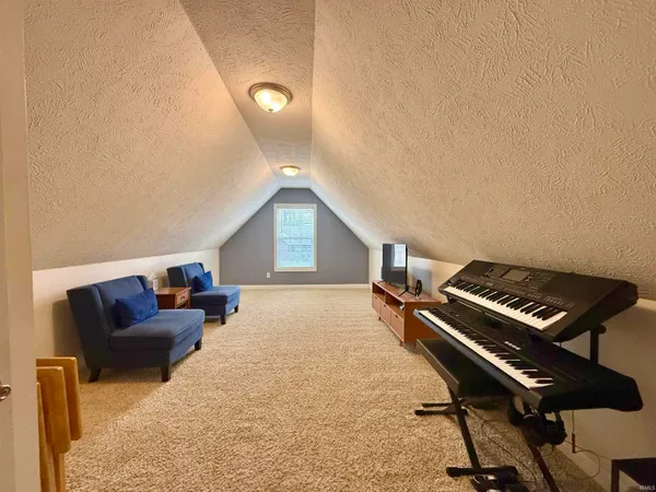 $329,900 | 10644 Tecumseh Drive, Newburgh, IN 47630