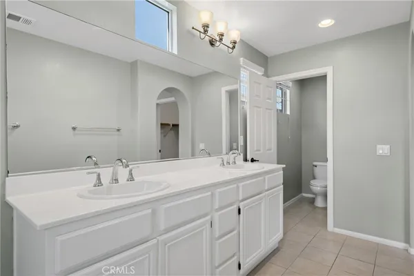 $1,138,000 | 25 Amy Way, Ladera Ranch, CA 92694