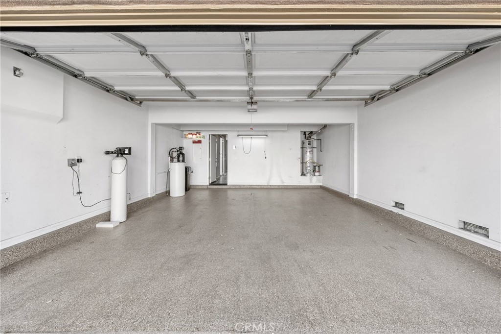 25 Amy Way Ladera Ranch, CA 92694 - Photo 21 of 47 a view of an empty room