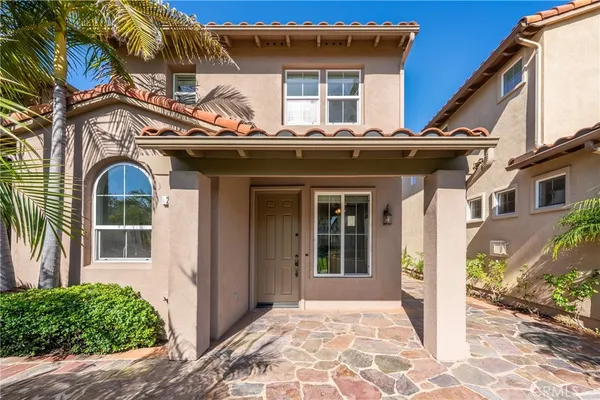 $1,138,000 | 25 Amy Way, Ladera Ranch, CA 92694